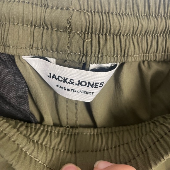 Jack & Jones green joggers size medium - Picture 2 of 6